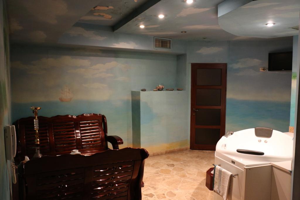 Motel Acapulco Erivan Exterior foto